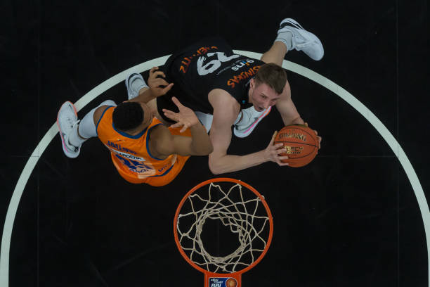 但他们在土 但他们在土