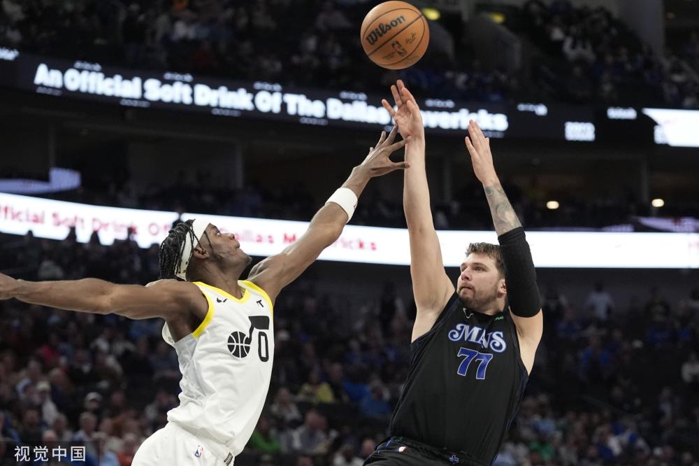 羽毛球在新 羽毛球在新