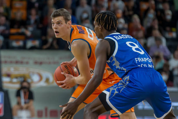 吉尔杰斯 吉尔杰斯